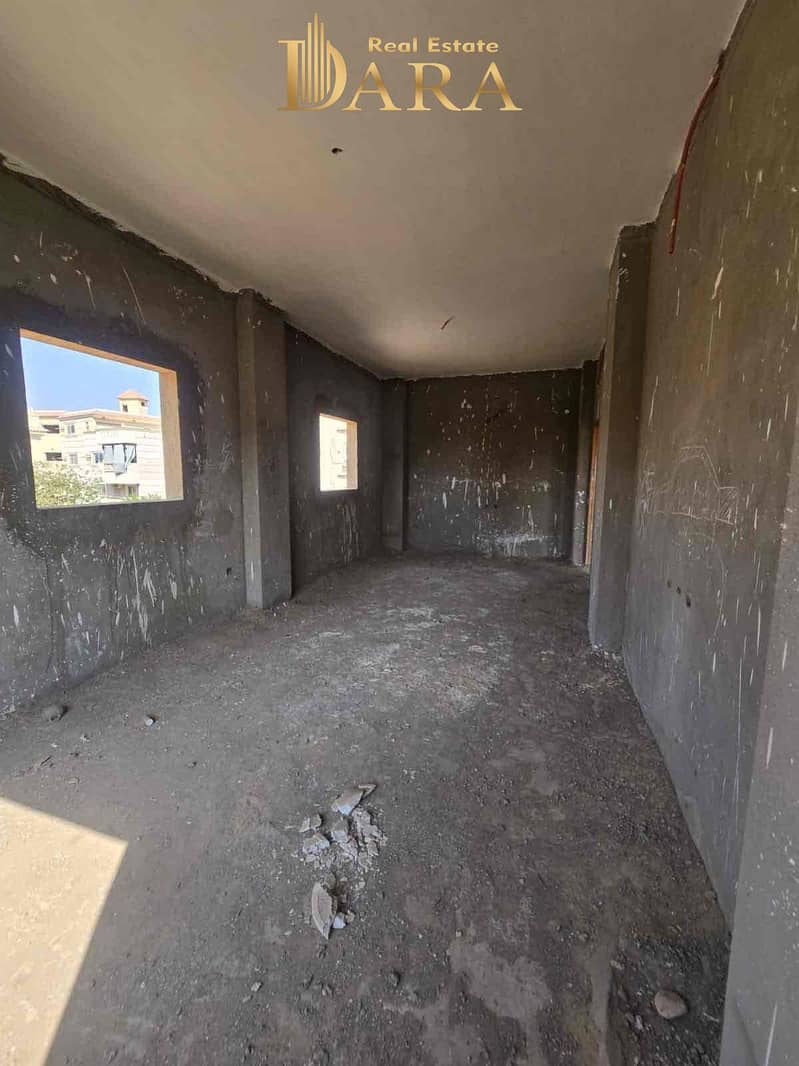 4 2ae7a67e-6601-4da2-a1f3-51ed407d0f2b. jpg