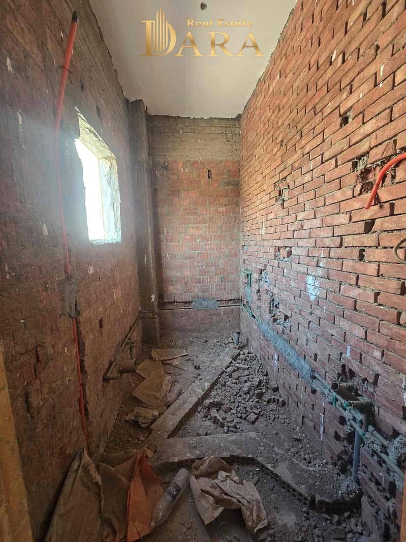 5 926b6f28-975d-43f8-916c-fc268c6381f1. jpg