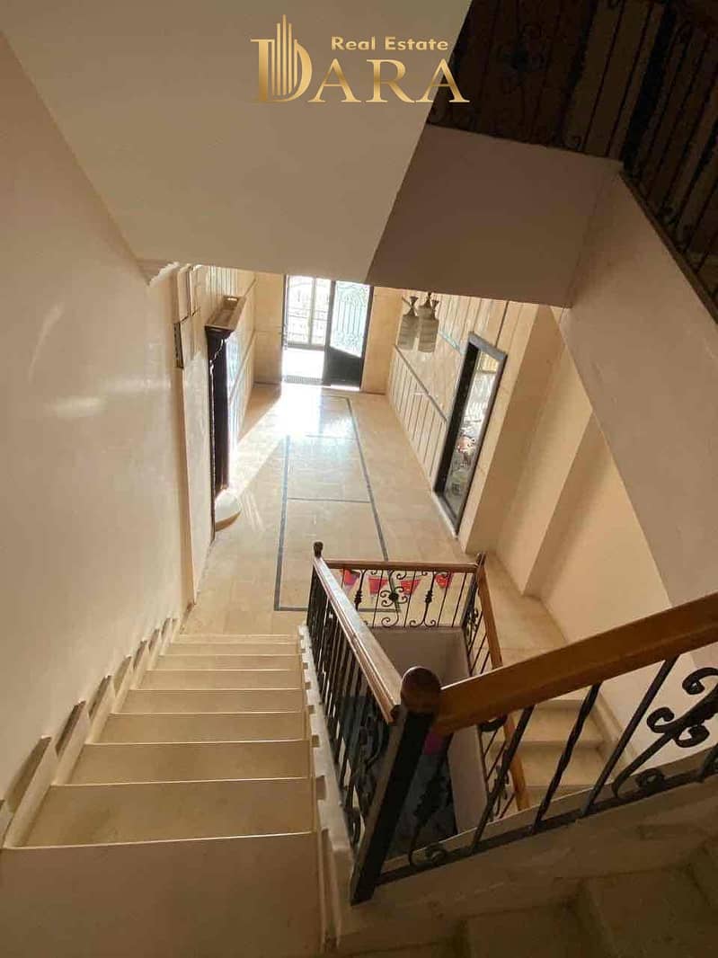 10 cb1bb4a2-b5a5-430a-a53d-26762bb30e5f. jpg