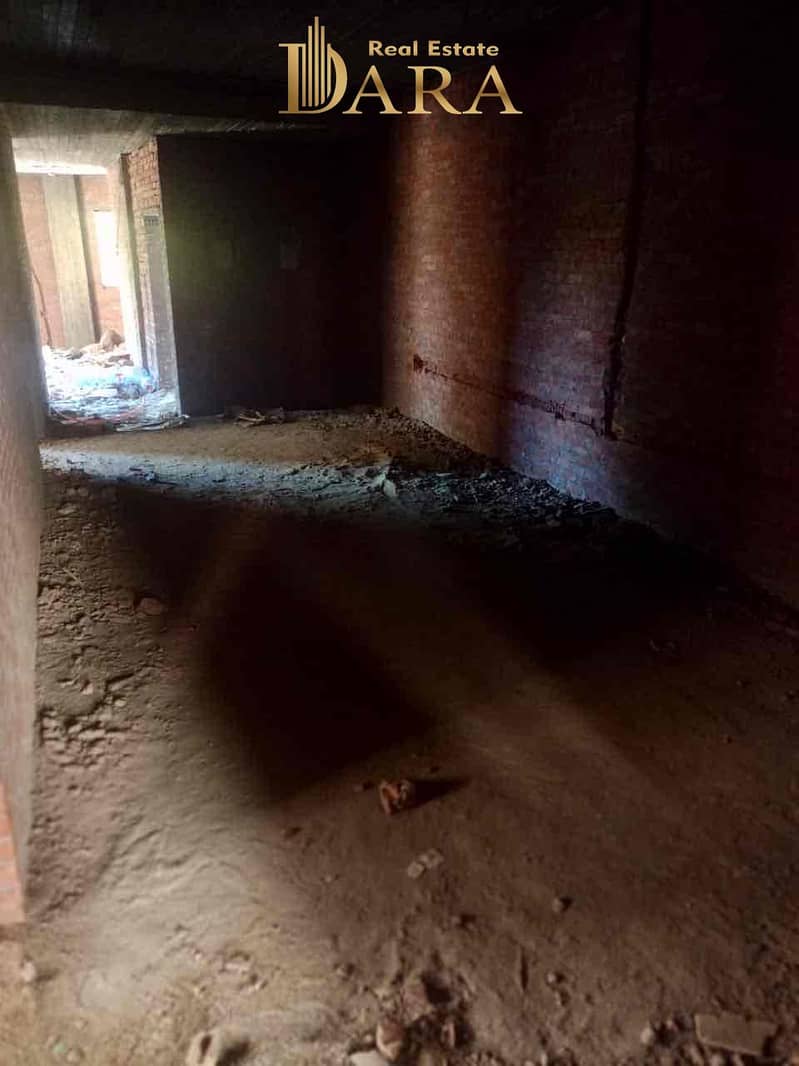 18 33ab68da-3bfc-40dd-8e6d-0b145d0f0402. jpg