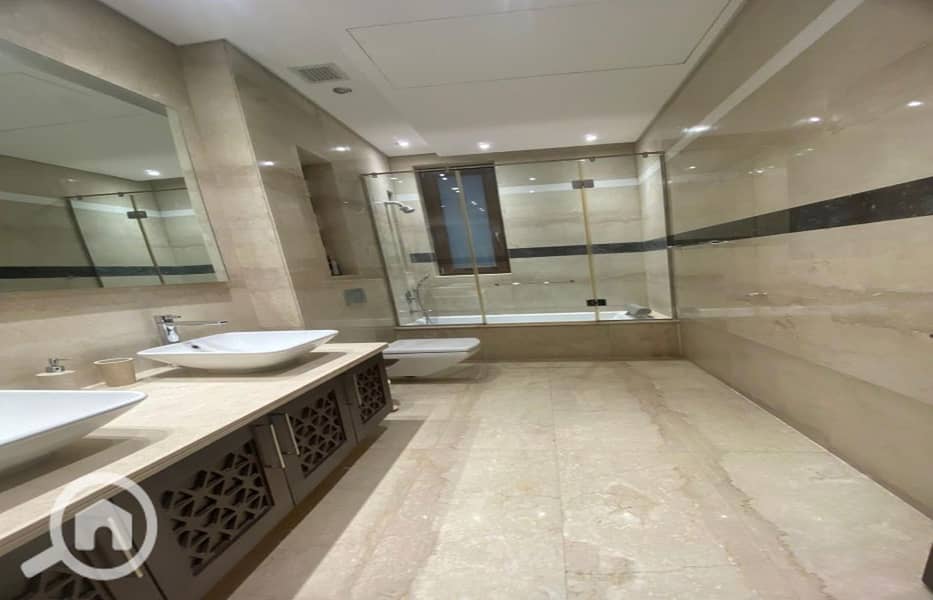 6 362672825_6545849742175902_5423337077845735152_n_1400x900. jpg