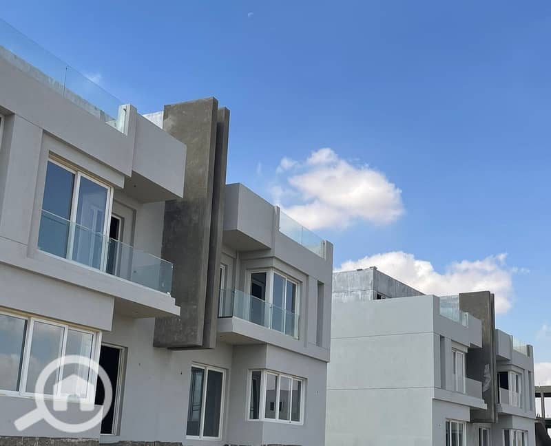 10 WhatsApp Image 2025-10-20 at 13.34. 15_20a870dd. jpg