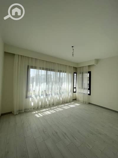 شقة 3 غرف نوم للبيع في الشيخ زايد، الجيزة - 3b24de24-afd1-47a3-9139-555b95ad9fa5. jpg