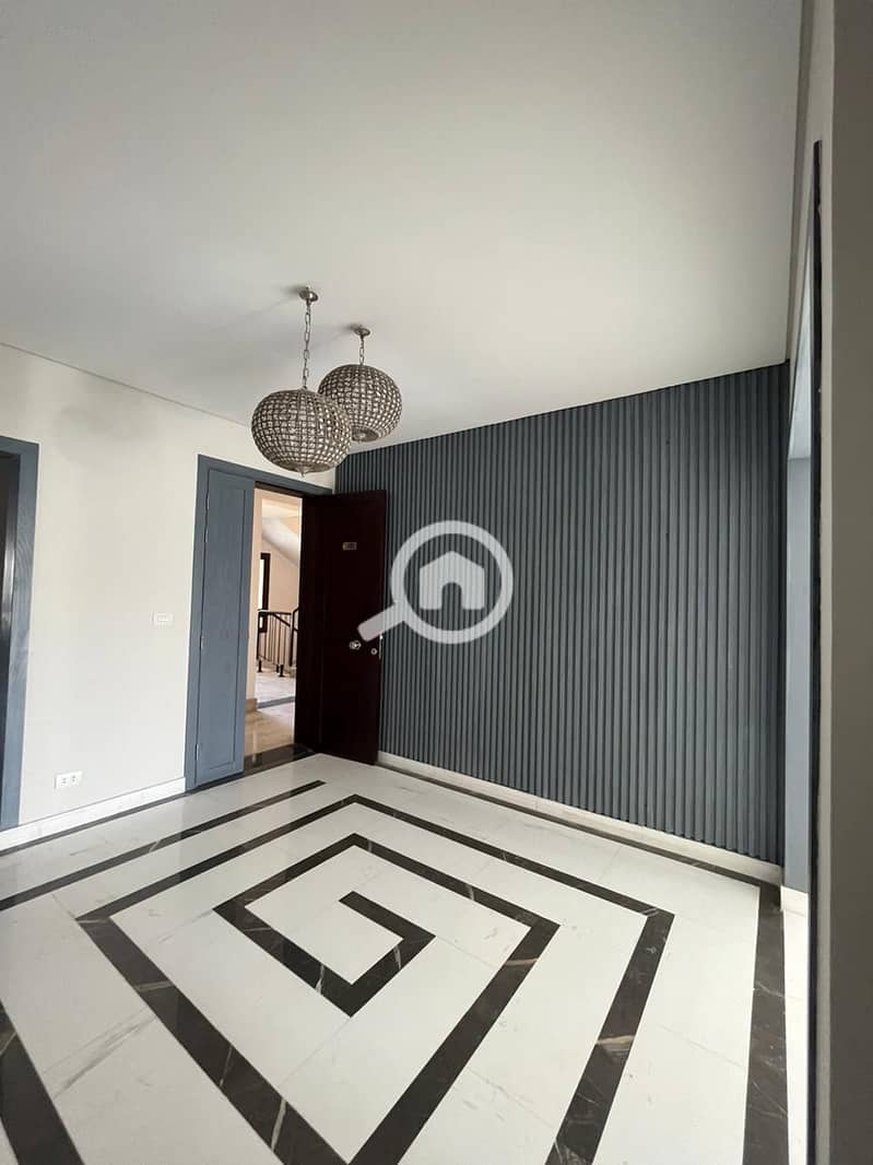 4 108bd756-4965-4658-8e40-e555b48212f1. jpg