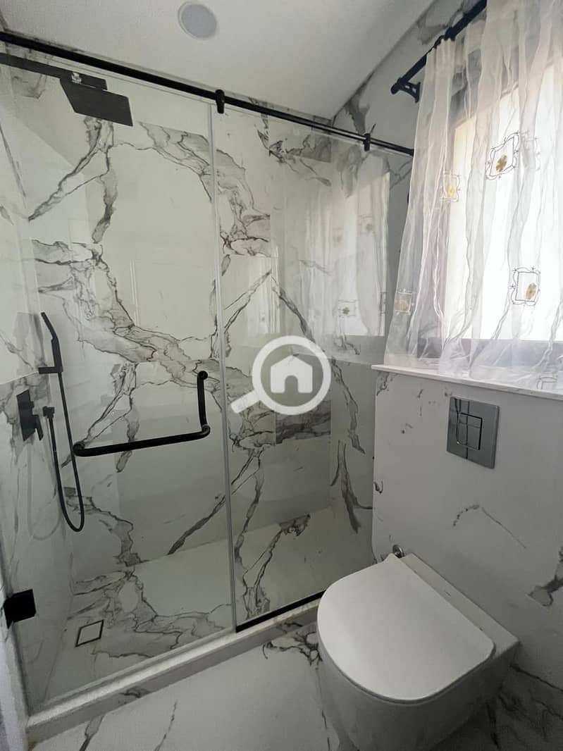 9 f123fd81-f290-4411-93d4-379164103ec1. jpg