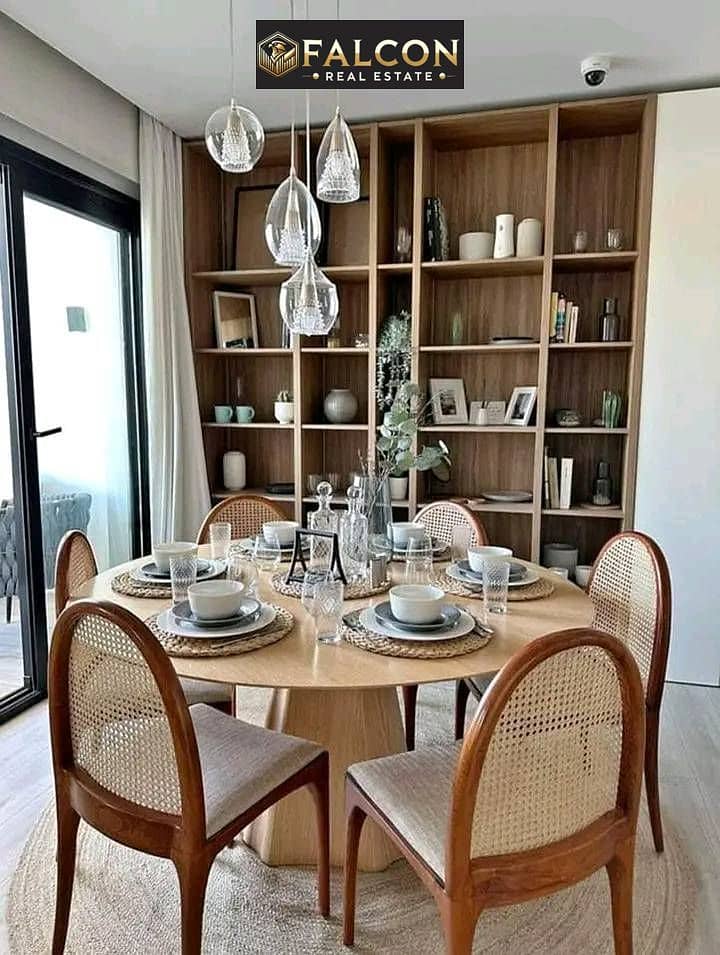 6 327069245_721184436321353_8297750212765375828_n. jpg