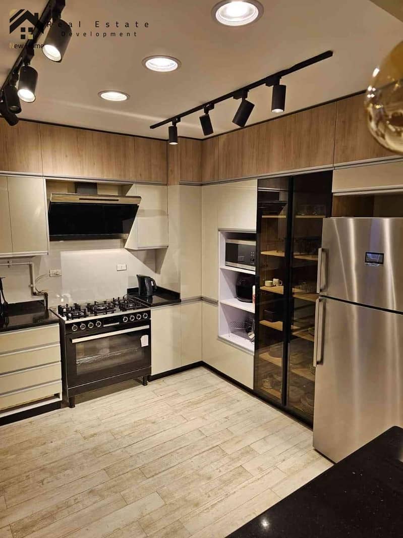 18 WhatsApp Image 2025-11-20 at 13.10. 10_b9bb90d3. jpg