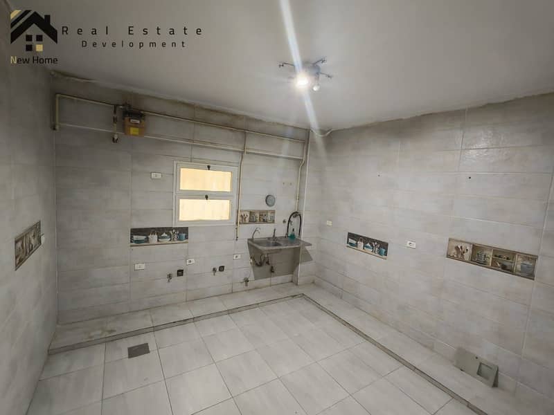 8 WhatsApp Image 2025-11-20 at 12.33. 44_e070dbe9. jpg