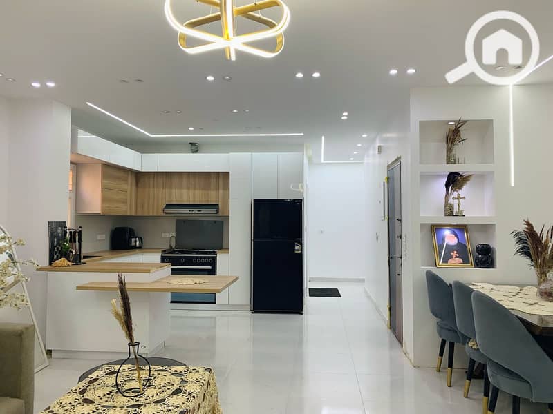 4a33365f-1465-48b8-a94d-aa4494002c15. jpg