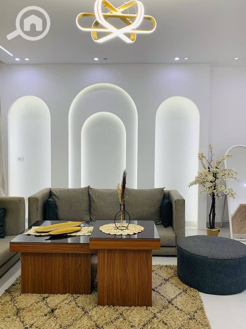 8 eacc4187-c475-415c-9c67-0a9dce5dff34. jpg