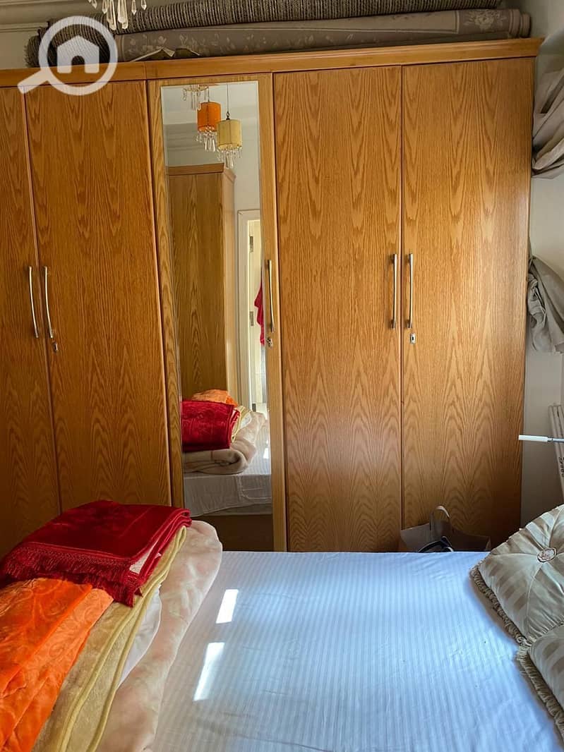 6 933eb9d8-a4f8-447e-9576-3b6425077e45. jpg