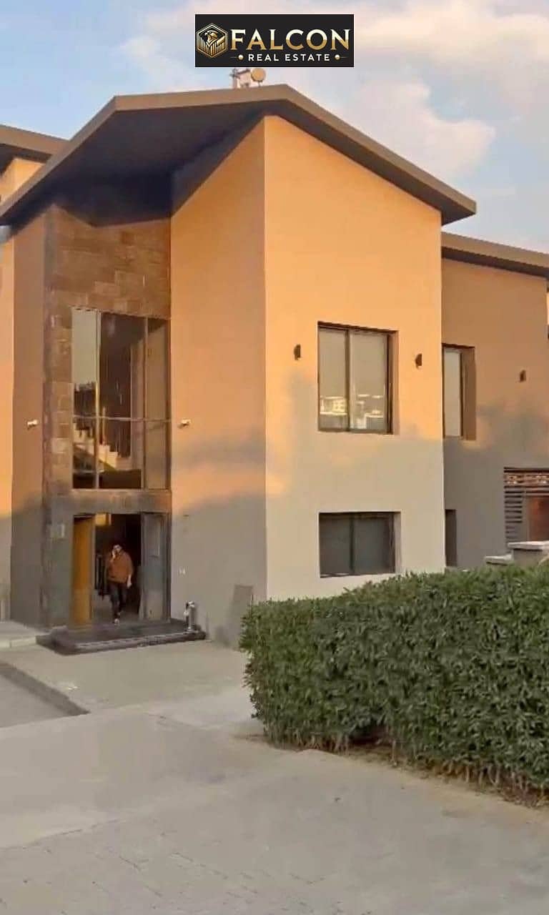 4 9c9e52bb-f807-42db-82d6-089e357580a1. jpeg