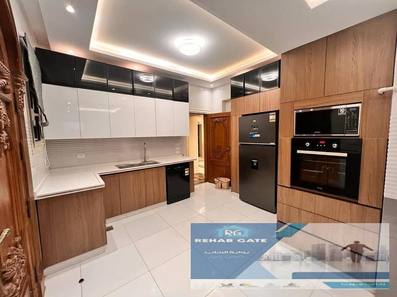 10 1eaaa6bb-4435-4c17-8354-ef964c367c4e. jpg