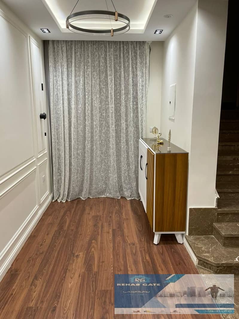 63 d050cbe3-c707-4184-b410-5e66512f550f. jpg