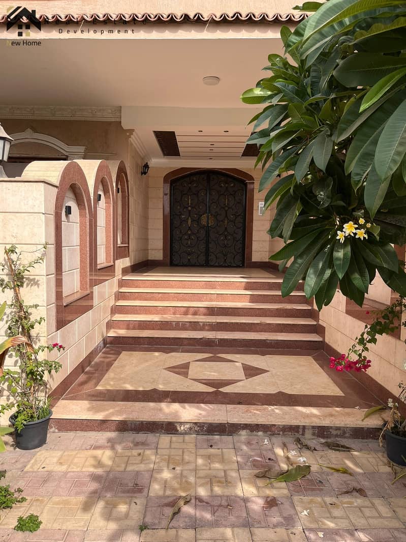 11 WhatsApp Image 2025-11-20 at 12.34. 52_2560af3a. jpg