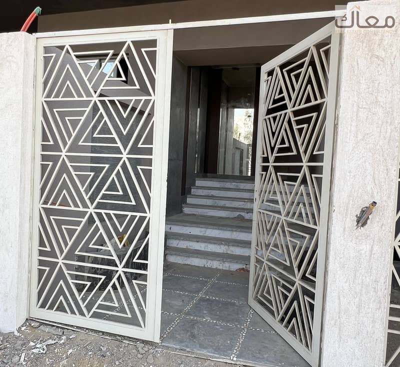 4 WhatsApp Image 2025-02-08 at 12.34. 30 (1). jpeg