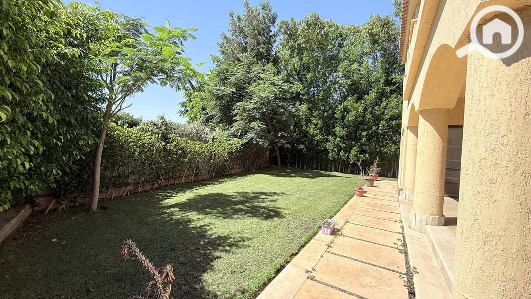 13 8253d492-00c3-4503-80db-f81fb6b4e7f6. jpg