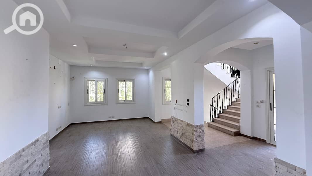 14 119578dc-a3e7-46fd-840a-07b8a02608b2. jpg