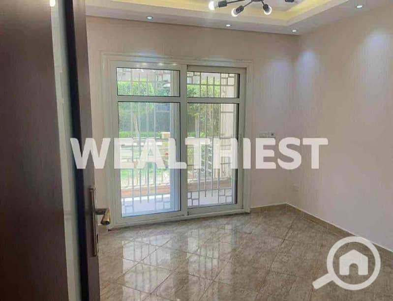 11 86ed5086-dba0-40f5-98b8-53997c9f646a. jpg