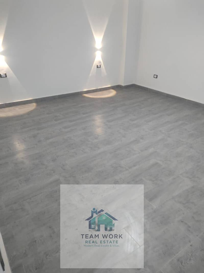 9 85744783-b742-47f7-aca6-61ad3d414a15. jpg