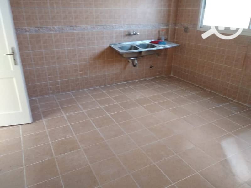 7 04944e1e-b975-4cb0-8b51-3a9dc483d6a9. jpg