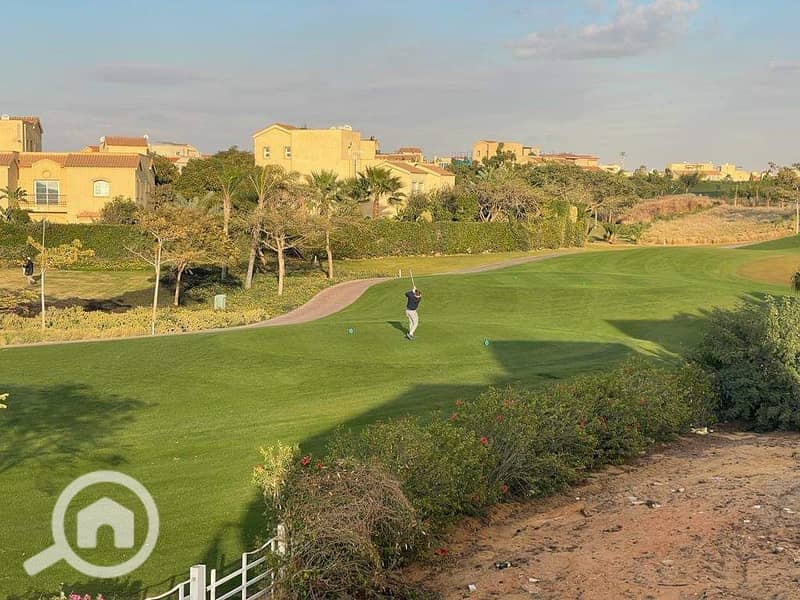 2 c0df68e6-f1a3-4204-b908-634f0f2230d5. jpg