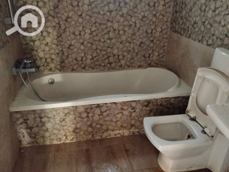 15 e580ad69-fdcb-44fe-98d1-c6ceedbb5b41. jpg