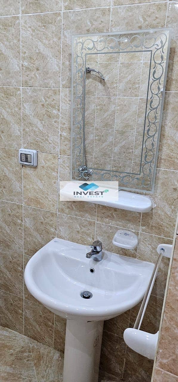 12 WhatsApp Image 2025-11-22 at 12.40. 18_dad4f9d9. jpg