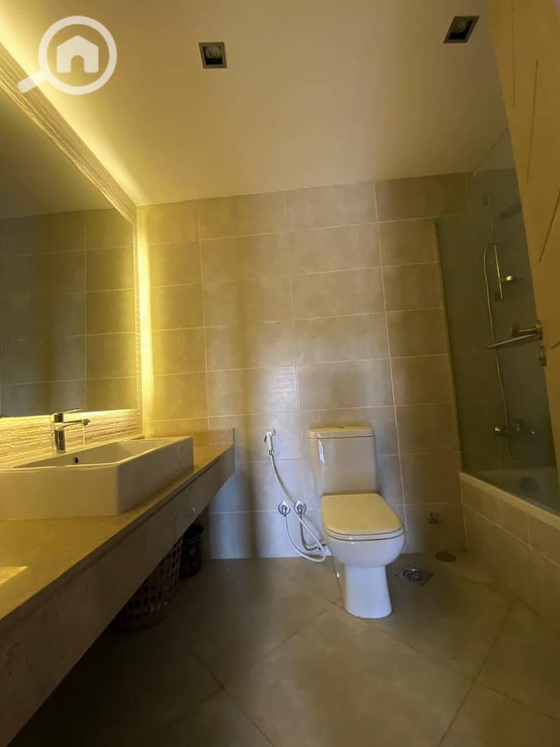 5 WhatsApp Image 2025-10-19 at 4.07. 36 PM (6). jpeg