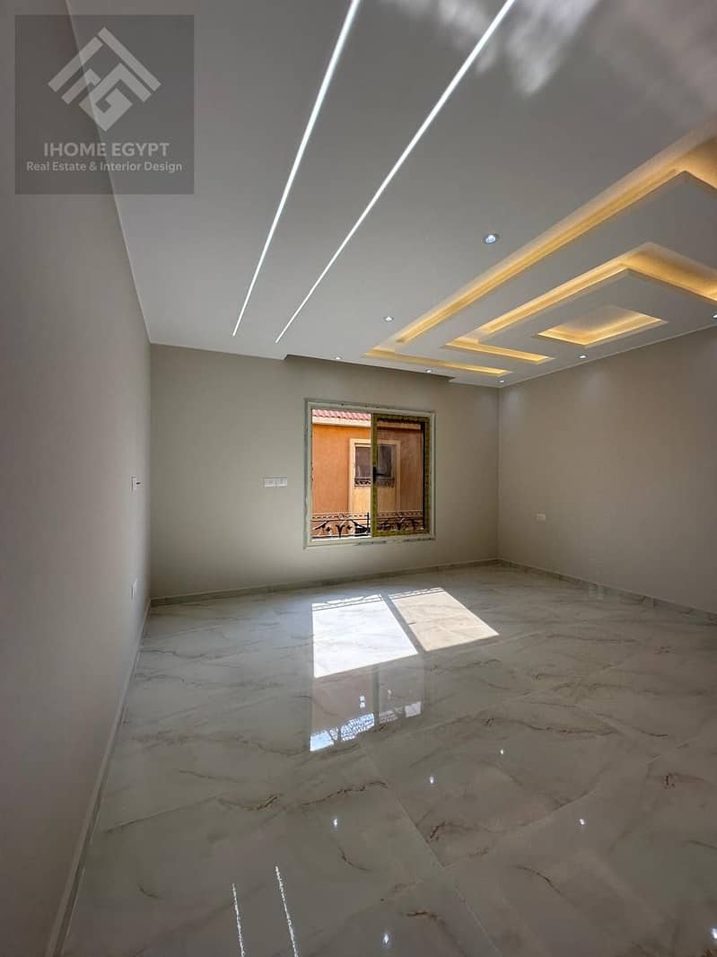 4 1bb665d8-f99d-49c4-b01e-a6c21ad5b760. jpg