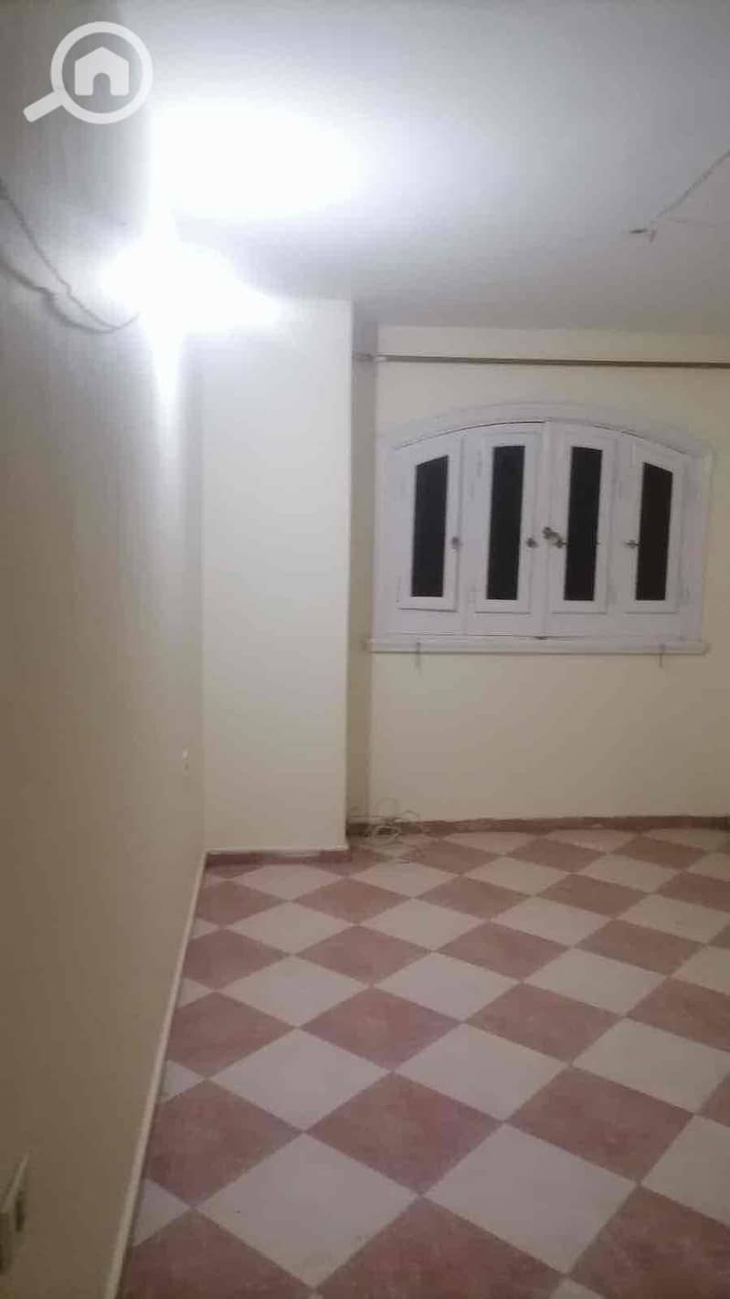 8 0d5c420d-fc05-42ef-9716-a235e1a4a983. jpg