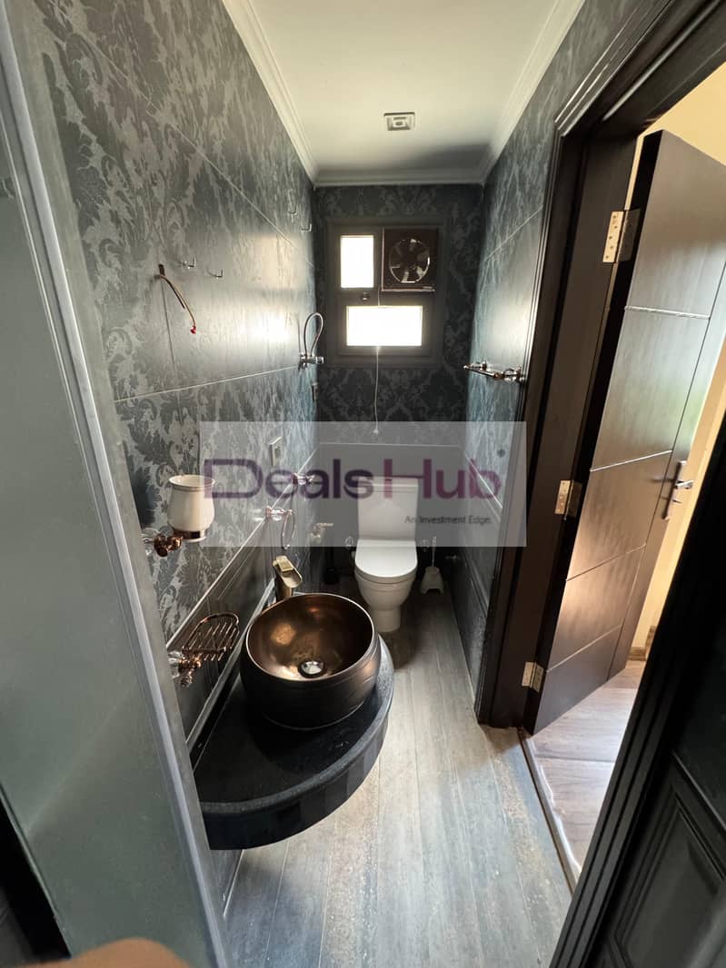 4 dba3a697-795c-4ec4-a113-b6d3f3f8fc2a. jpg