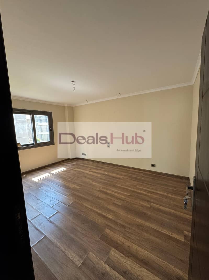 11 c77b13ab-229c-4734-beac-98fa5cde301d. jpg