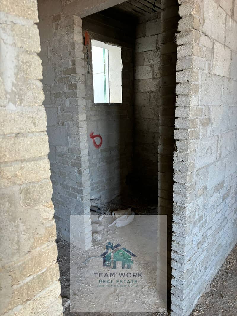 10 3c161e6a-1f81-4929-9821-6ded3f19e58d. jpg