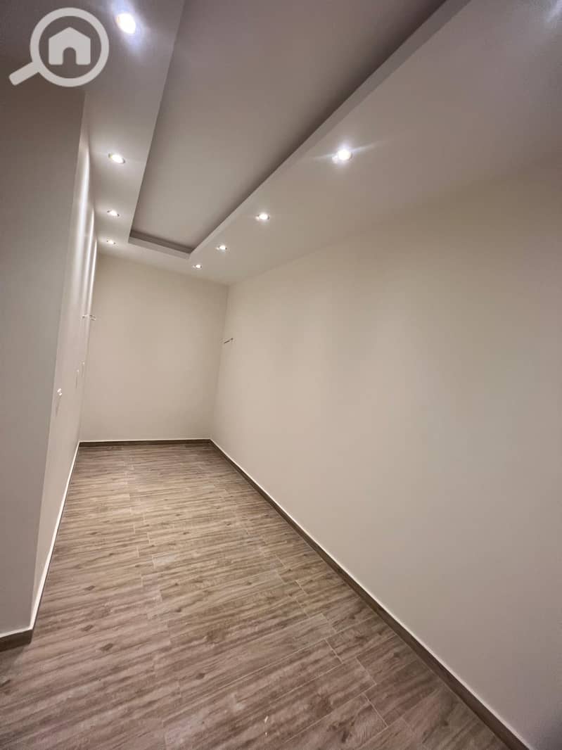 8 WhatsApp Image 2025-11-18 at 10.36. 17 AM. jpeg