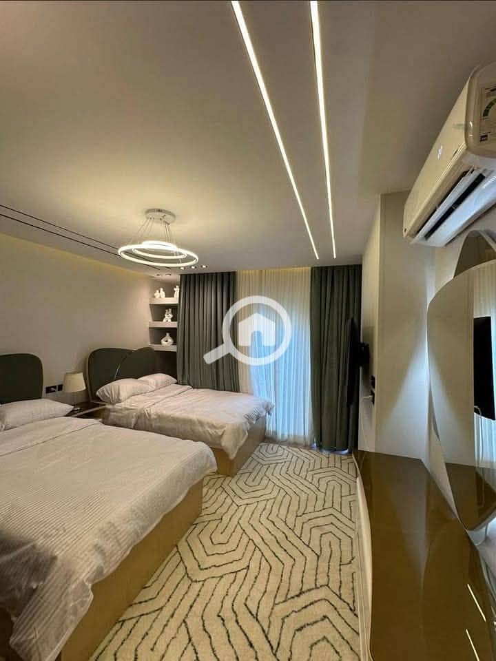 5 WhatsApp Image 2025-11-20 at 3.15. 54 PM. jpeg