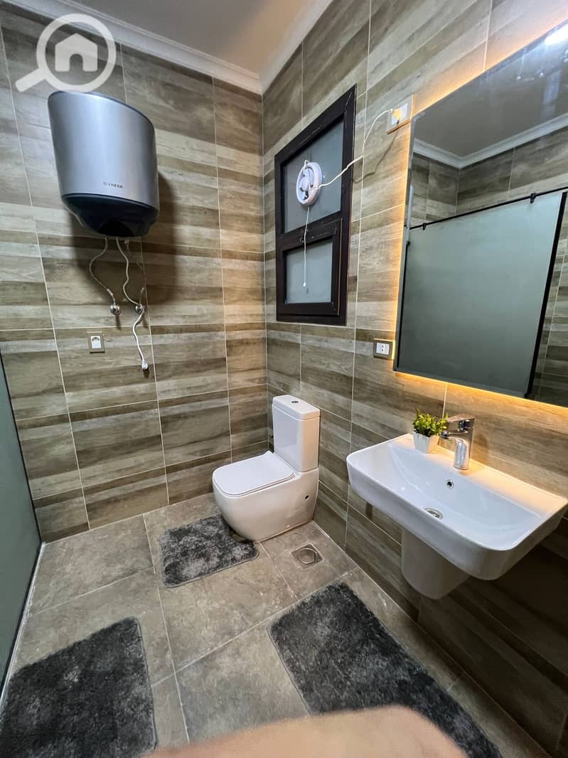 12 WhatsApp Image 2025-11-19 at 21.21. 32. jpeg