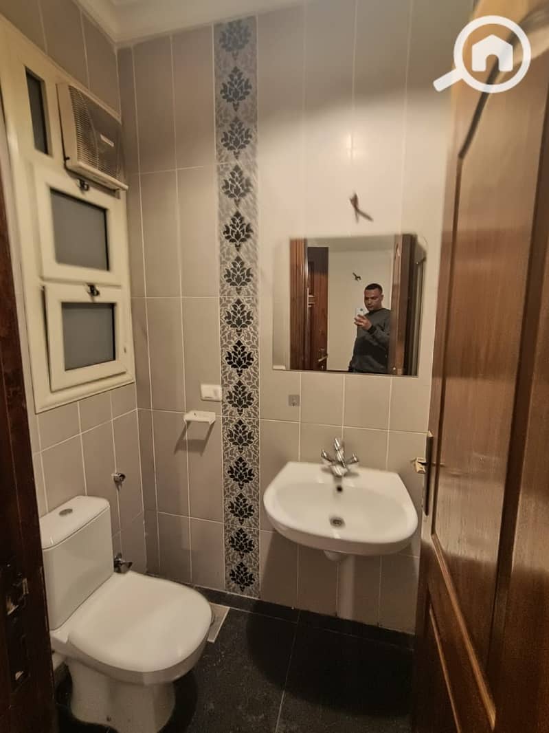 6 WhatsApp Image 2025-11-22 at 1.23. 28 PM (2). jpeg