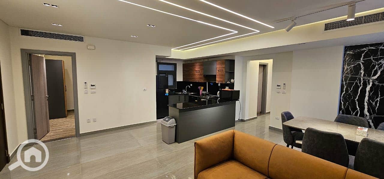 5 WhatsApp Image 2025-11-17 at 20.21. 27 (1). jpeg