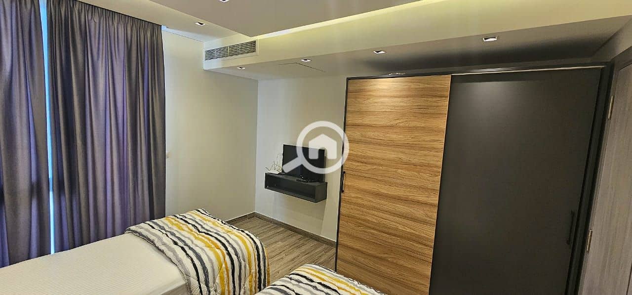 7 WhatsApp Image 2025-11-17 at 20.21. 29 (1). jpeg