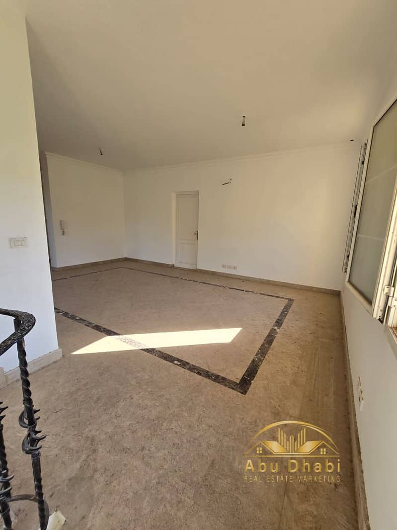 7 2d573c89-454a-46b6-b0a4-8cbdde30b88f. jpg