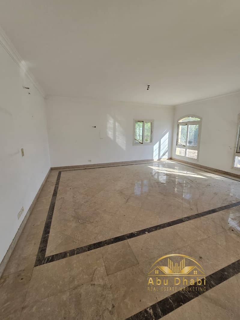 10 608e934e-534c-4336-ba44-8c7d0d77a85c. jpg