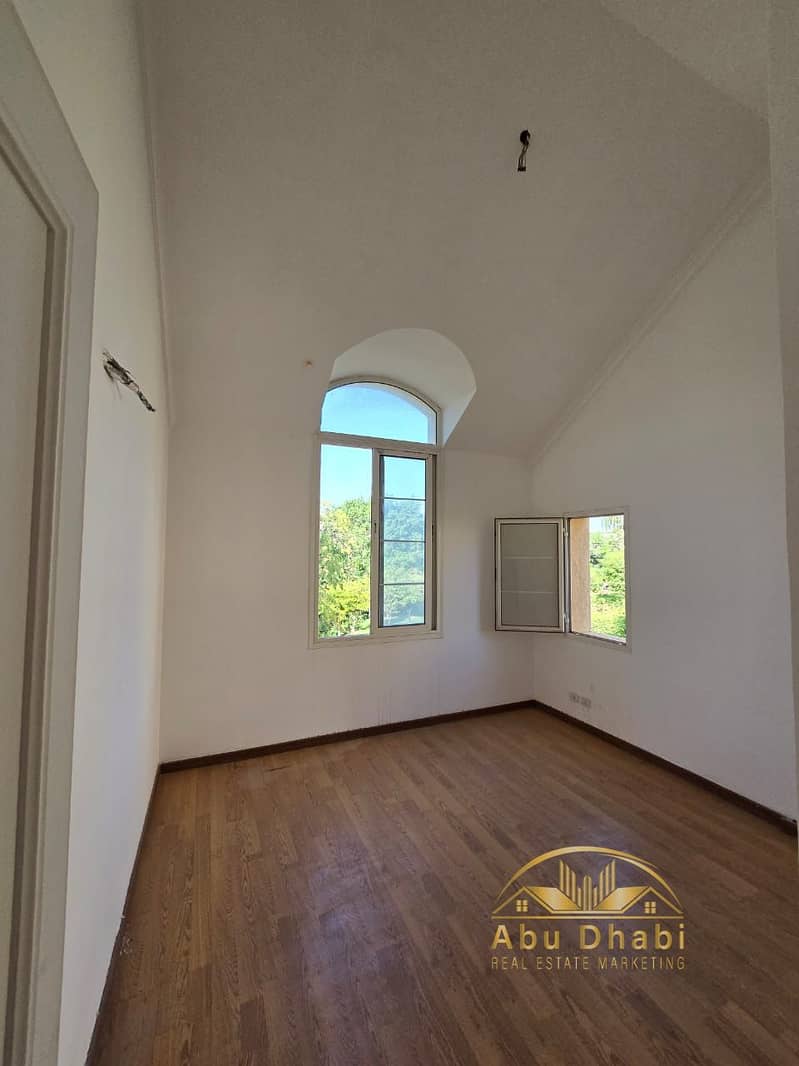 21 d47b25c0-7240-4d4e-a2ff-67ce83a74887. jpg