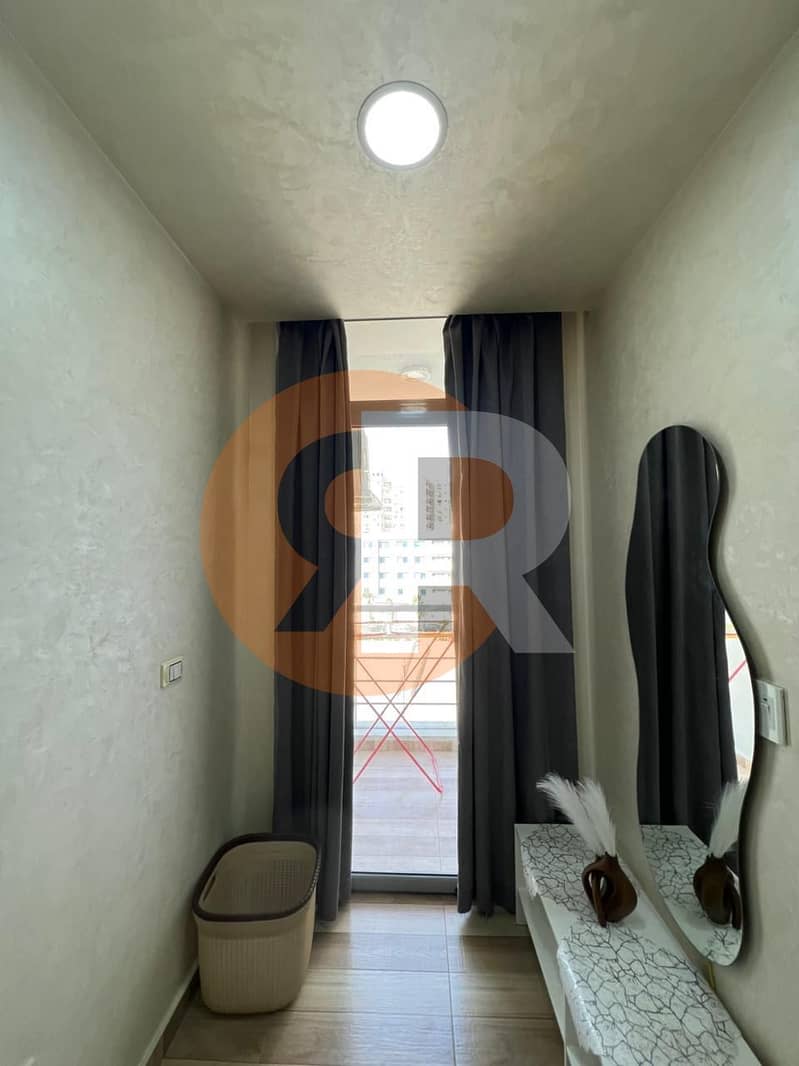 6 1b805ae4-0264-4542-8609-e6e1f65e6398. jpg