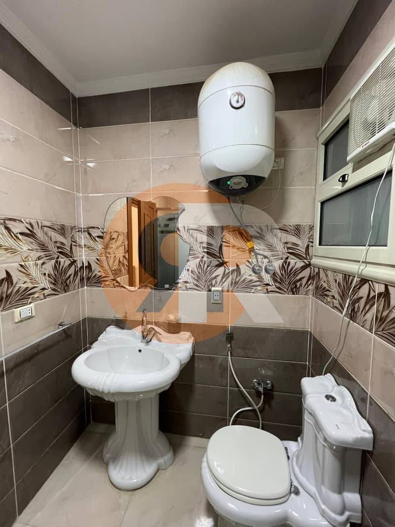 8 a2b7ba3f-6370-4b08-8157-b17453f13af9. jpg