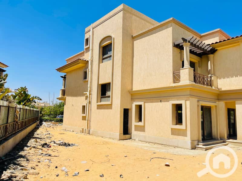 8 456cbb78-d007-4a91-9feb-5440177ad1df. jpg