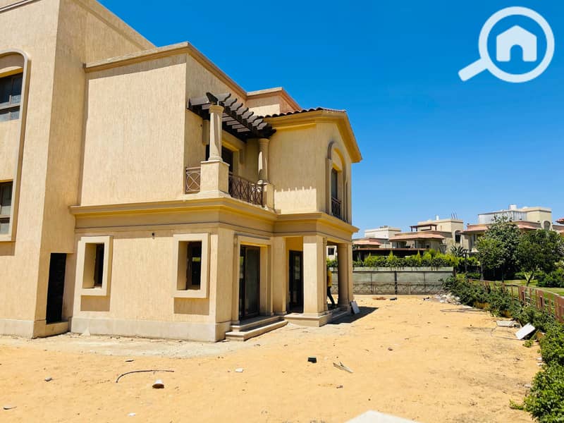 10 852647fa-c065-4cf1-84c6-ec67ce41adf4. jpg