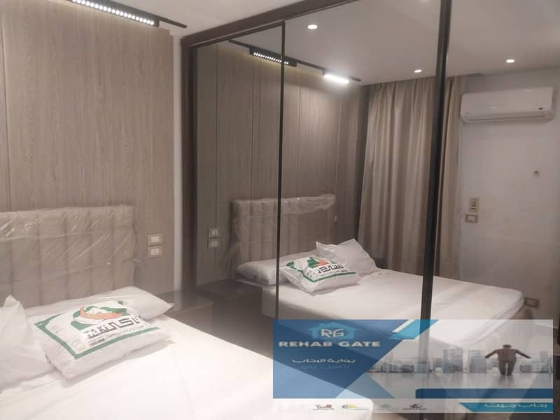 10 954cd876-3f4b-48ad-93bc-6f39bec95d04. jpg