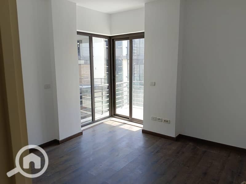 2 ef2f8b23-be57-4113-9b61-002f20e39e46. jpg