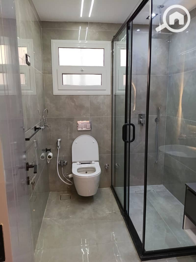 10 WhatsApp Image 2025-11-22 at 14.05. 01 (5). jpeg